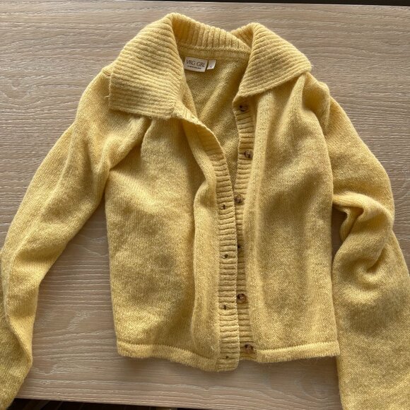 VRG GRL Avery Knit Cardigan in Lemon - Picture 6 of 6